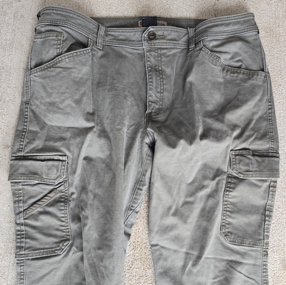 5.11 Tactical Cargo Chino Pants Women Sz 16 Green Mid Rise 36x29  Casual - Picture 5 of 12